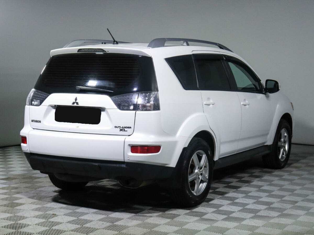 Mitsubishi Outlander с пробегом — 2010 год. Фото: #4