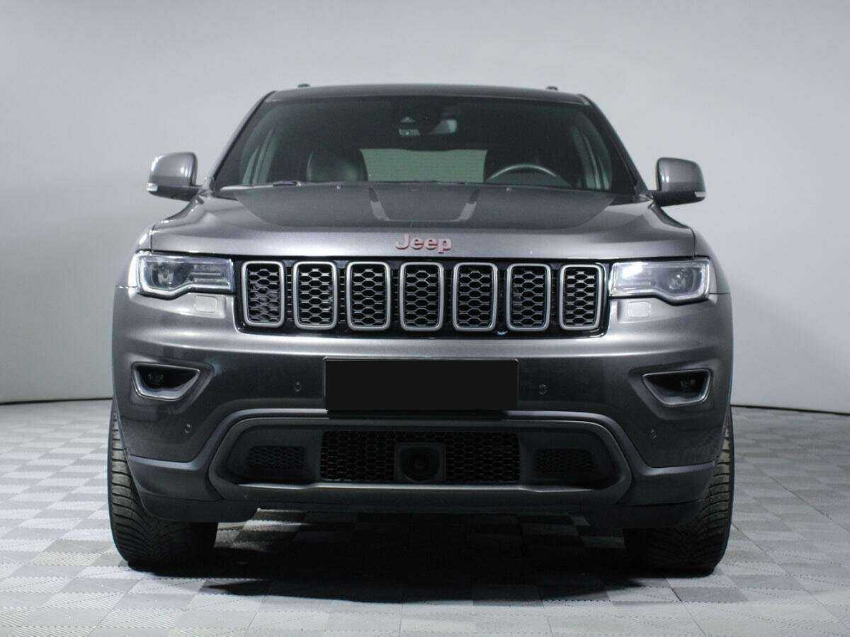 Jeep Grand Cherokee с пробегом — 2018 год. Фото: #1