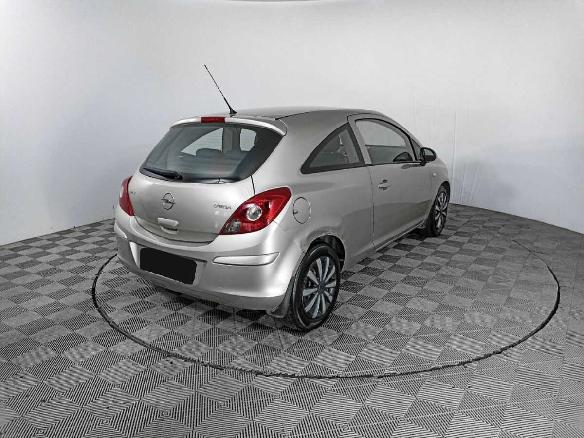 Opel Corsa с пробегом — 2008 год. Фото: #4