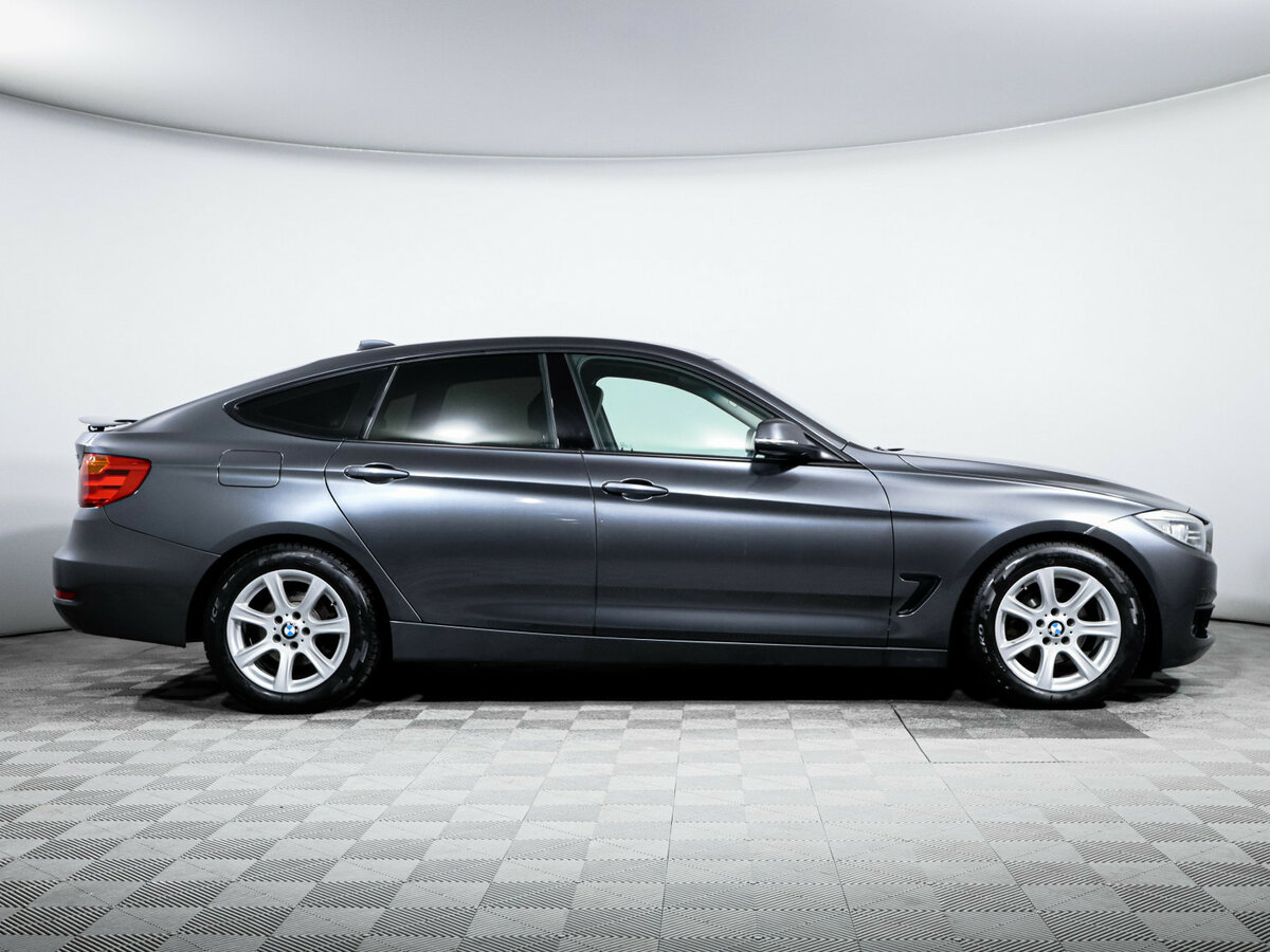 BMW 3 серии с пробегом — 2015 год. Фото: #3