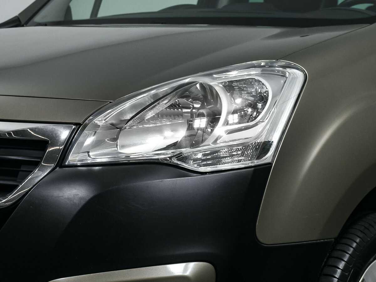 Peugeot Partner с пробегом — 2017 год. Фото: #11