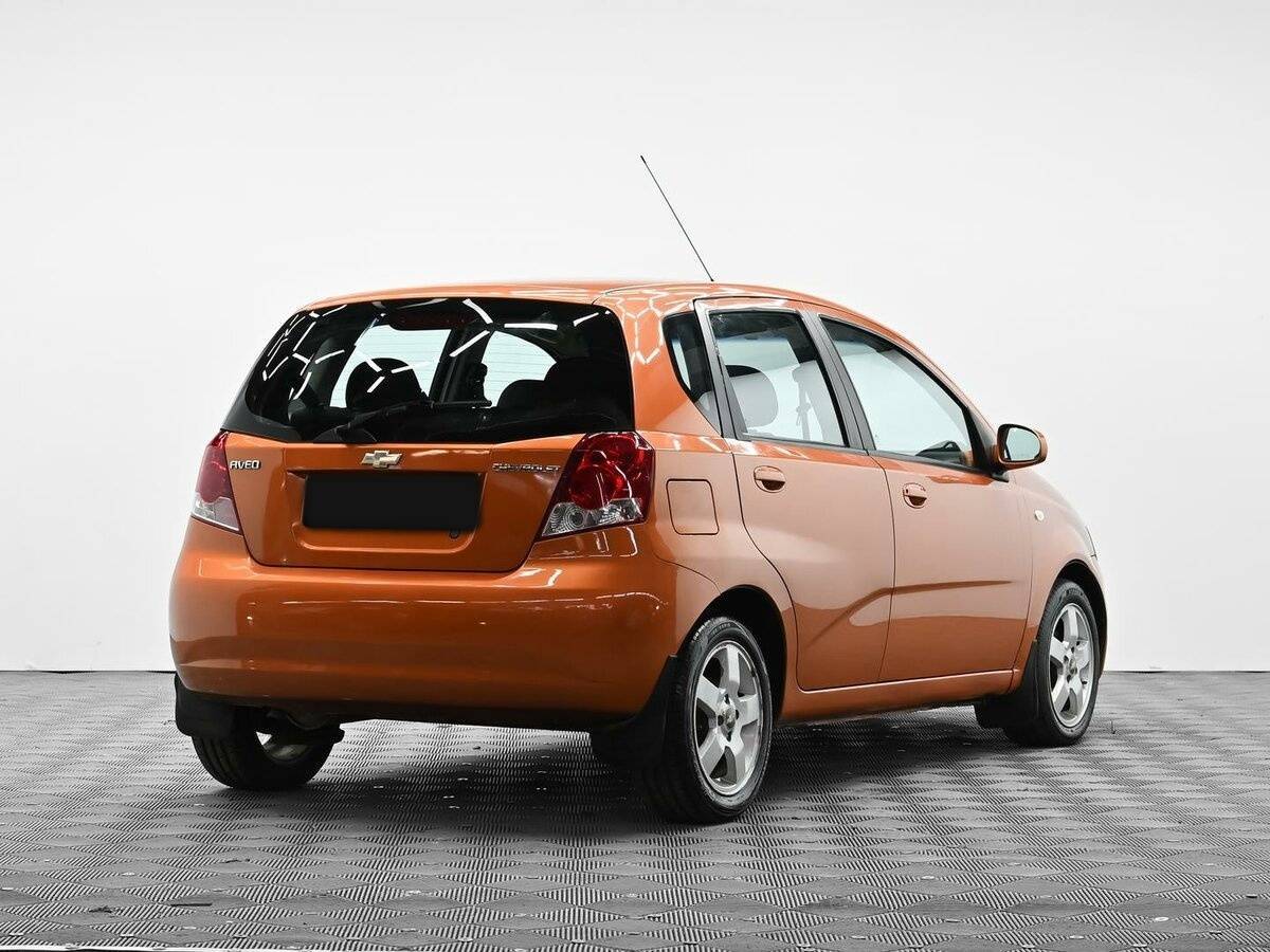 Chevrolet Aveo с пробегом — 2007 год. Фото: #3