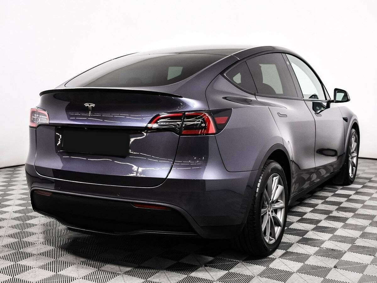 Tesla Model Y с пробегом — 2021 год. Фото: #4