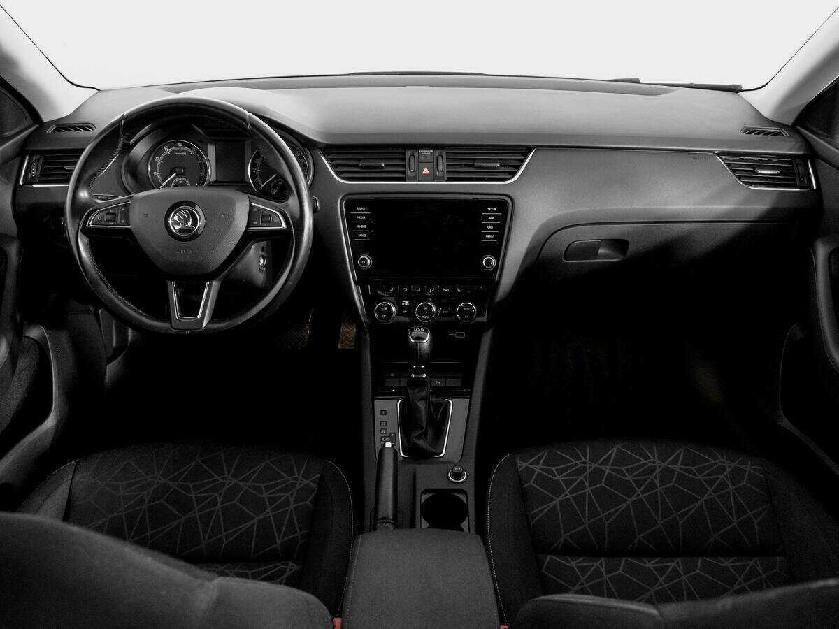 Skoda Octavia с пробегом — 2018 год. Фото: #11