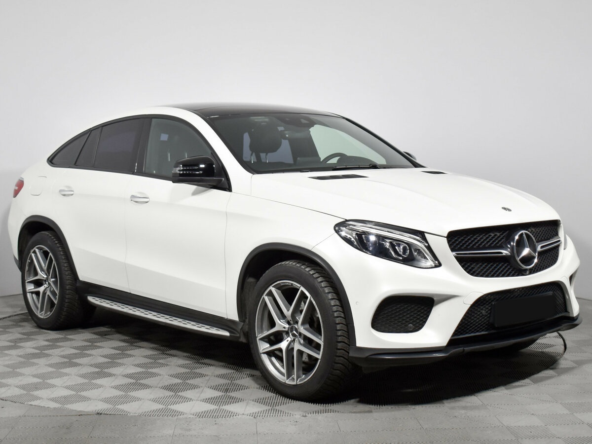 Mercedes-Benz GLE Coupe с пробегом — 2017 год. Фото: #2