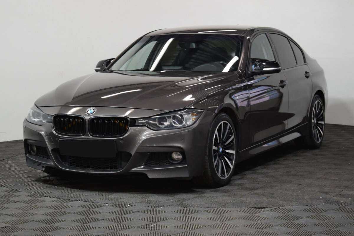 BMW 3 серии с пробегом — 2012 год. Посмотреть фото