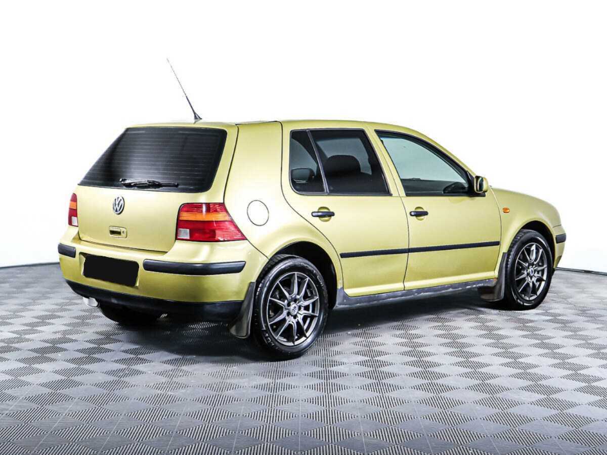 Volkswagen Golf с пробегом — 1999 год. Фото: #4