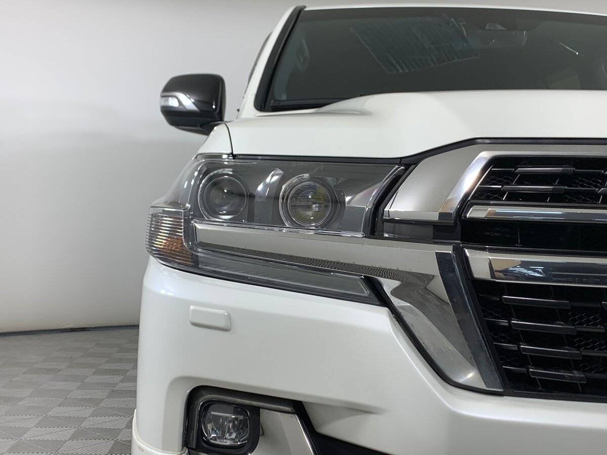 Toyota Land Cruiser с пробегом — 2020 год. Фото: #9