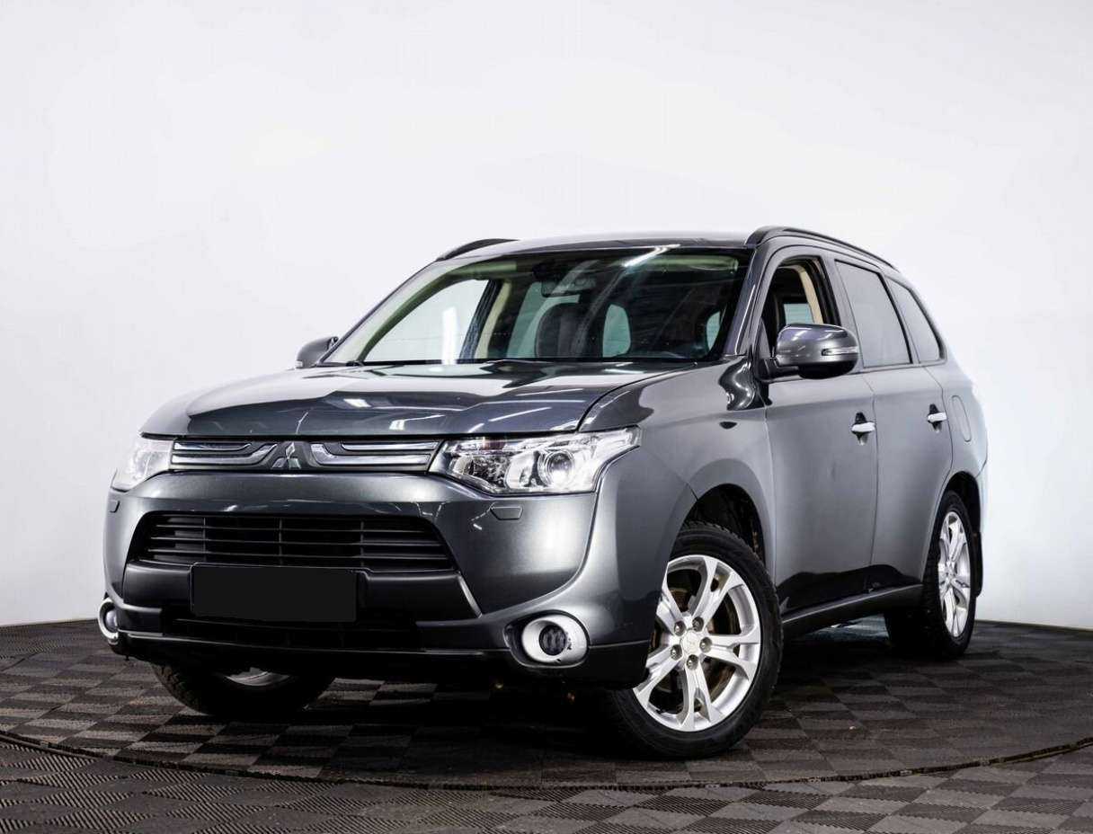 Mitsubishi Outlander с пробегом — 2013 год. Посмотреть фото