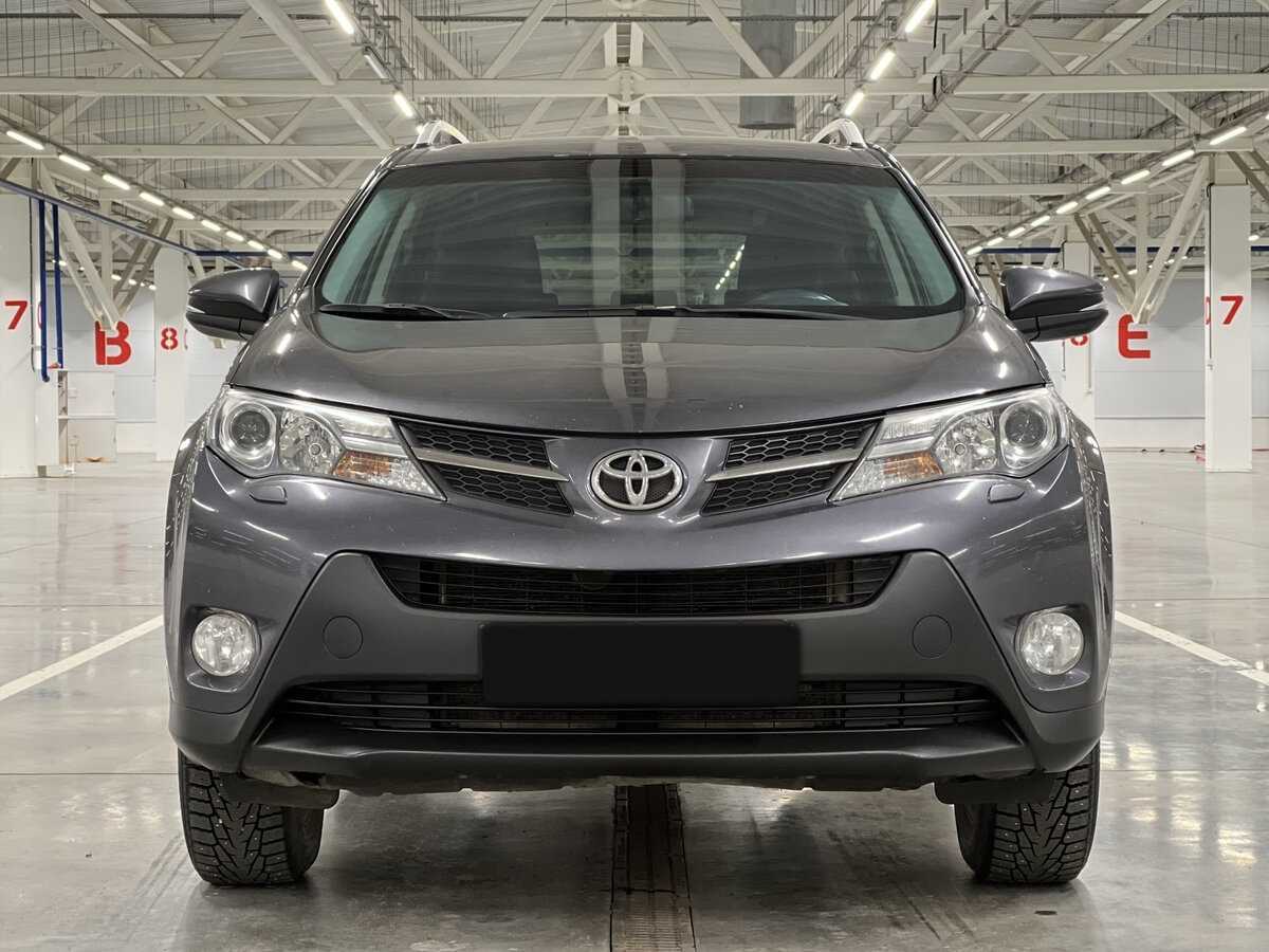 Toyota RAV4 с пробегом — 2014 год. Фото: #1