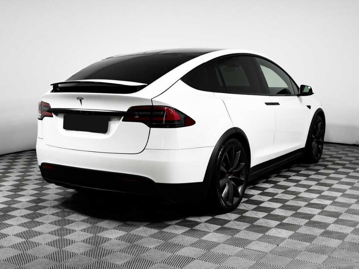 Tesla Model X с пробегом — 2018 год. Фото: #2