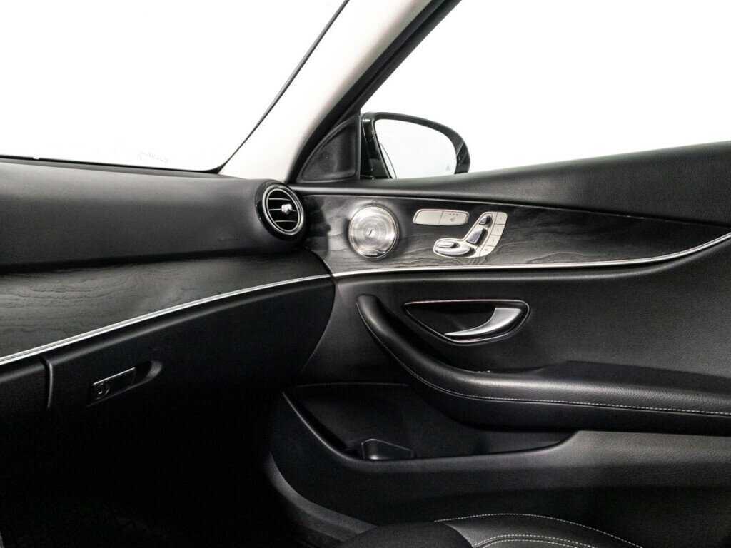 Mercedes-Benz E-Класс с пробегом — 2017 год. Фото: #22