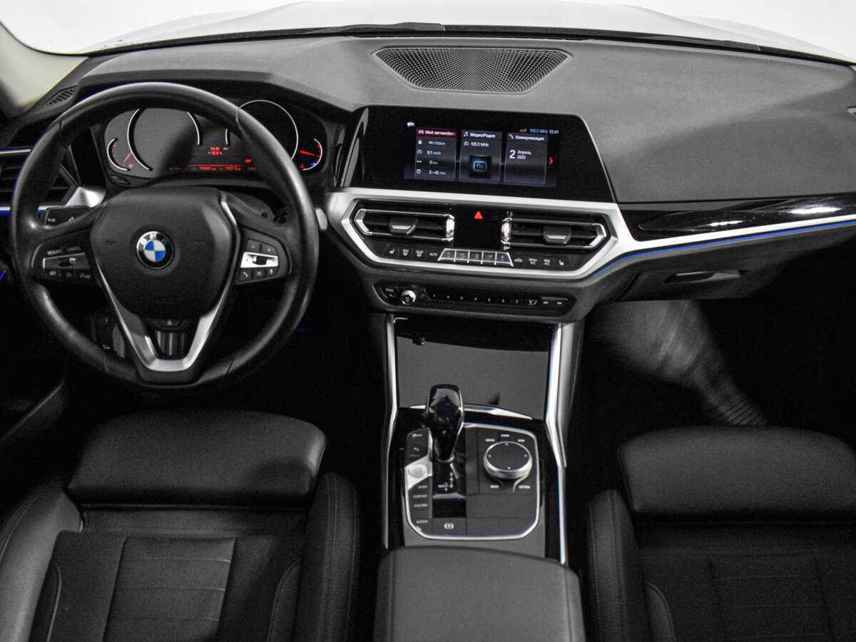 BMW 3 серии с пробегом — 2020 год. Фото: #14