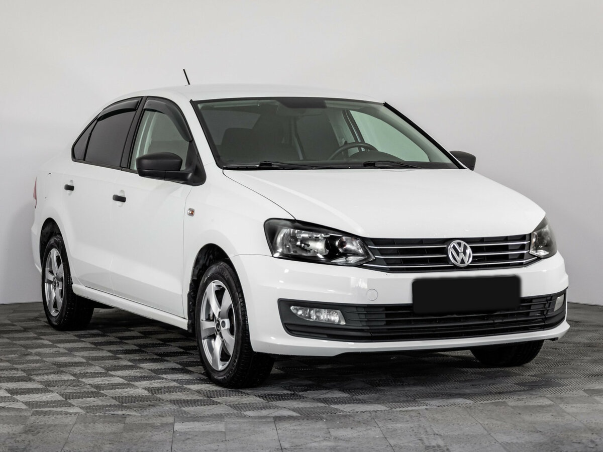Volkswagen Polo с пробегом — 2016 год. Фото: #2