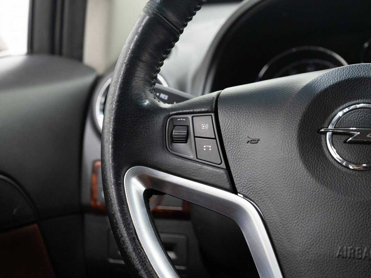 Opel Antara с пробегом — 2014 год. Фото: #16
