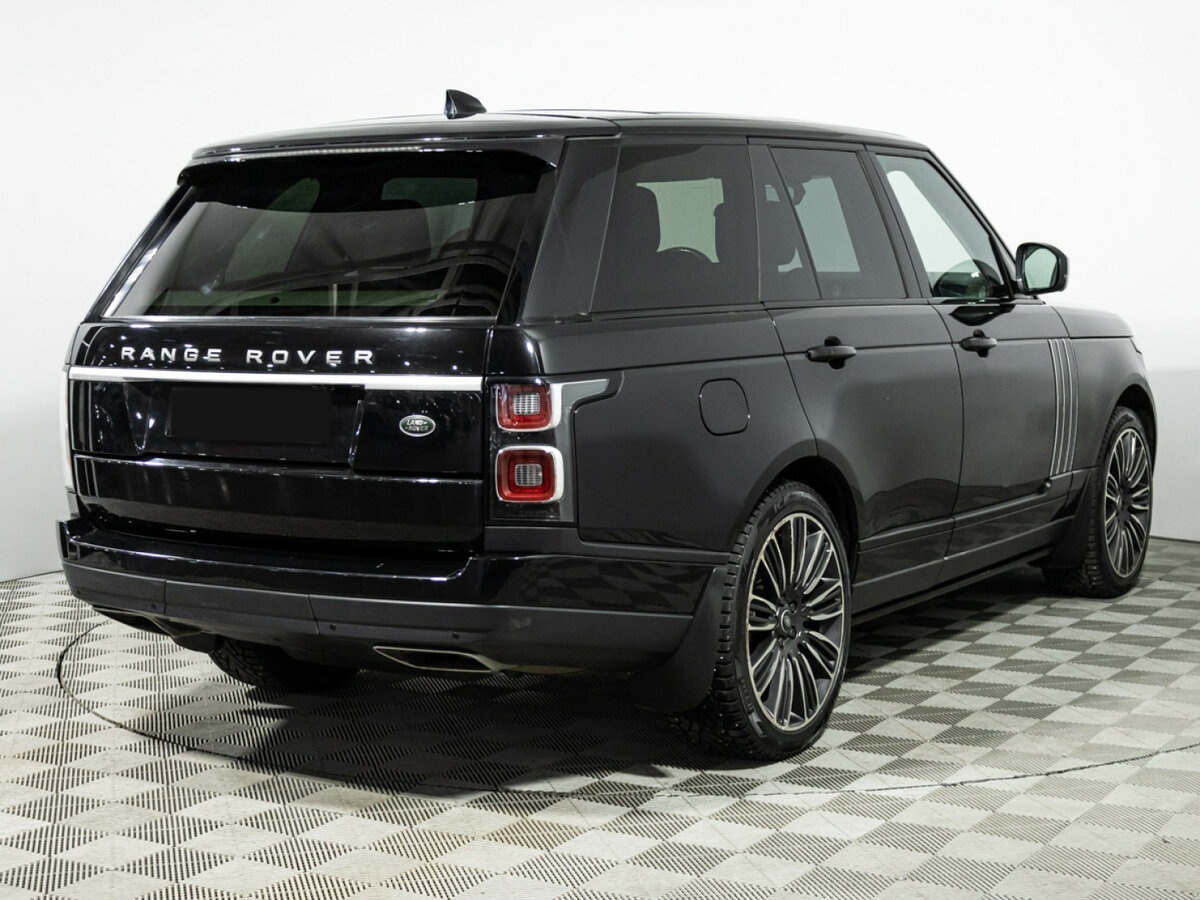 Land Rover Range Rover с пробегом — 2018 год. Фото: #3