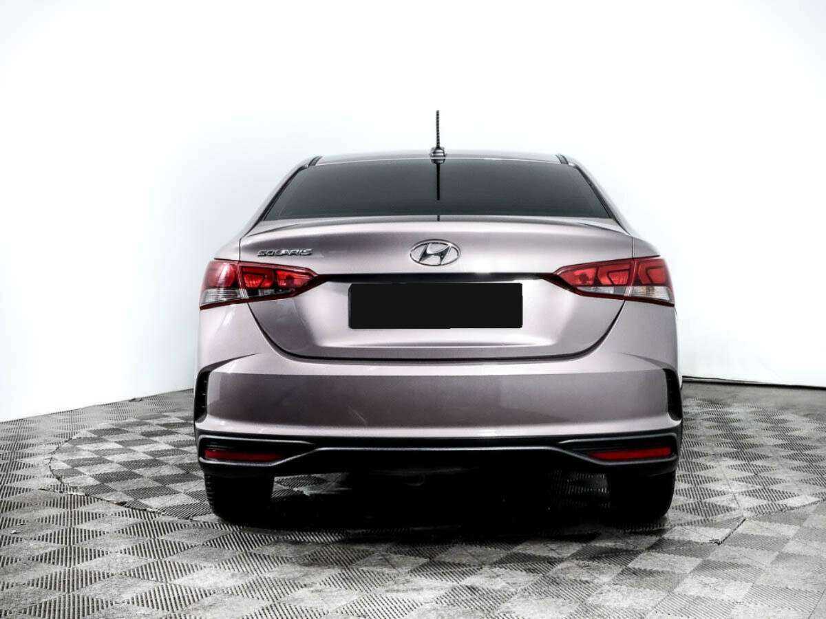 Hyundai Solaris с пробегом — 2020 год. Фото: #3