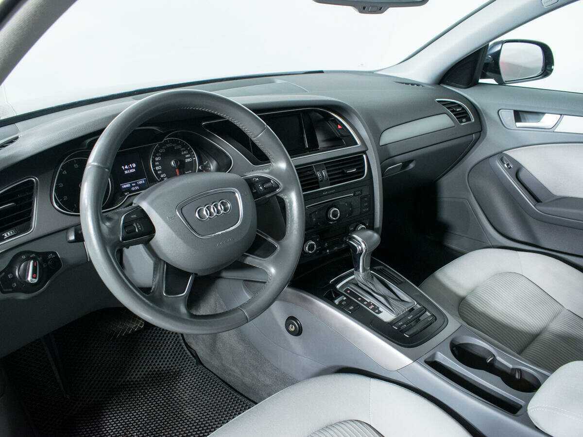 Audi A4 с пробегом — 2012 год. Фото: #12