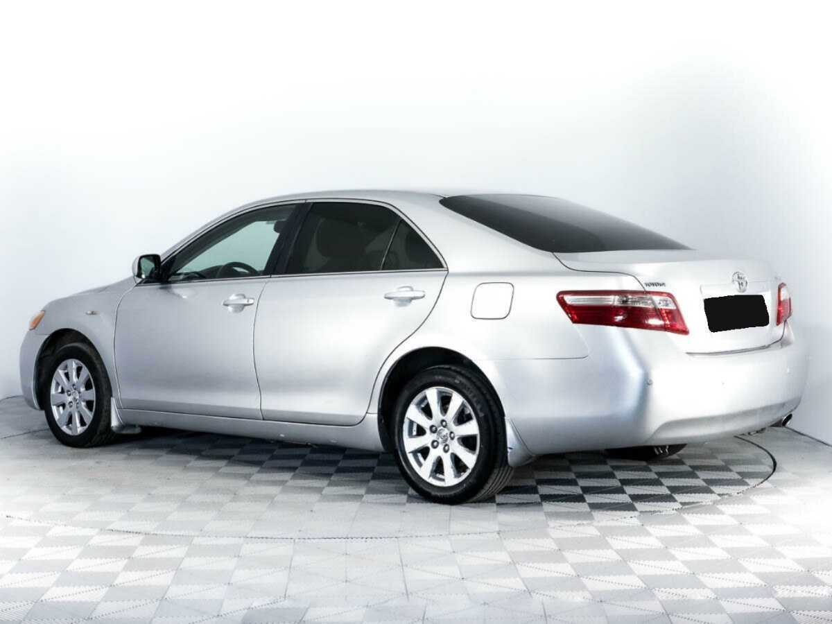 Toyota Camry с пробегом — 2007 год. Фото: #6