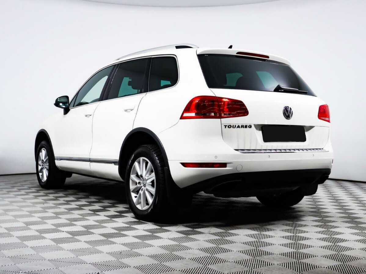 Volkswagen Touareg с пробегом — 2011 год. Фото: #5