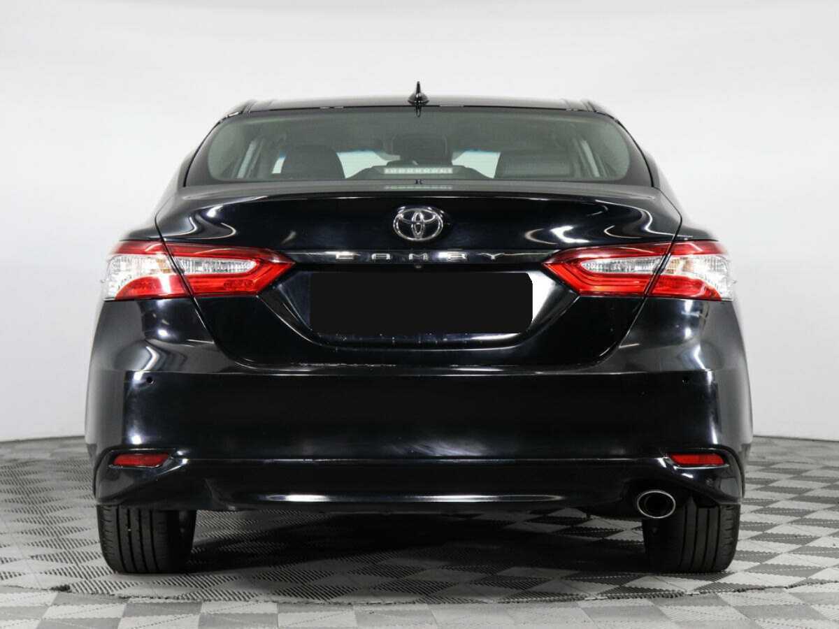 Toyota Camry с пробегом — 2019 год. Фото: #5