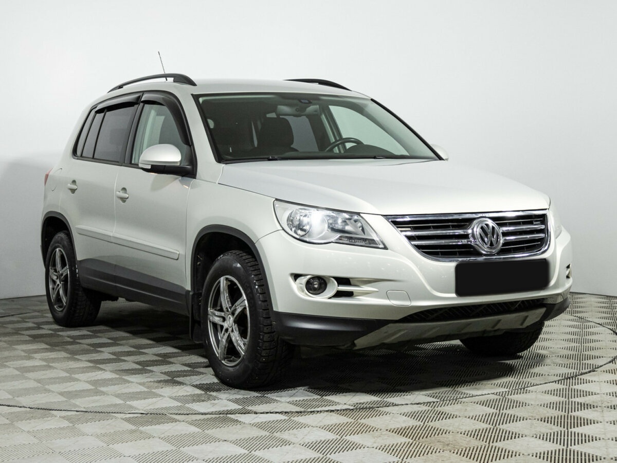 Volkswagen Tiguan с пробегом — 2011 год. Фото: #2