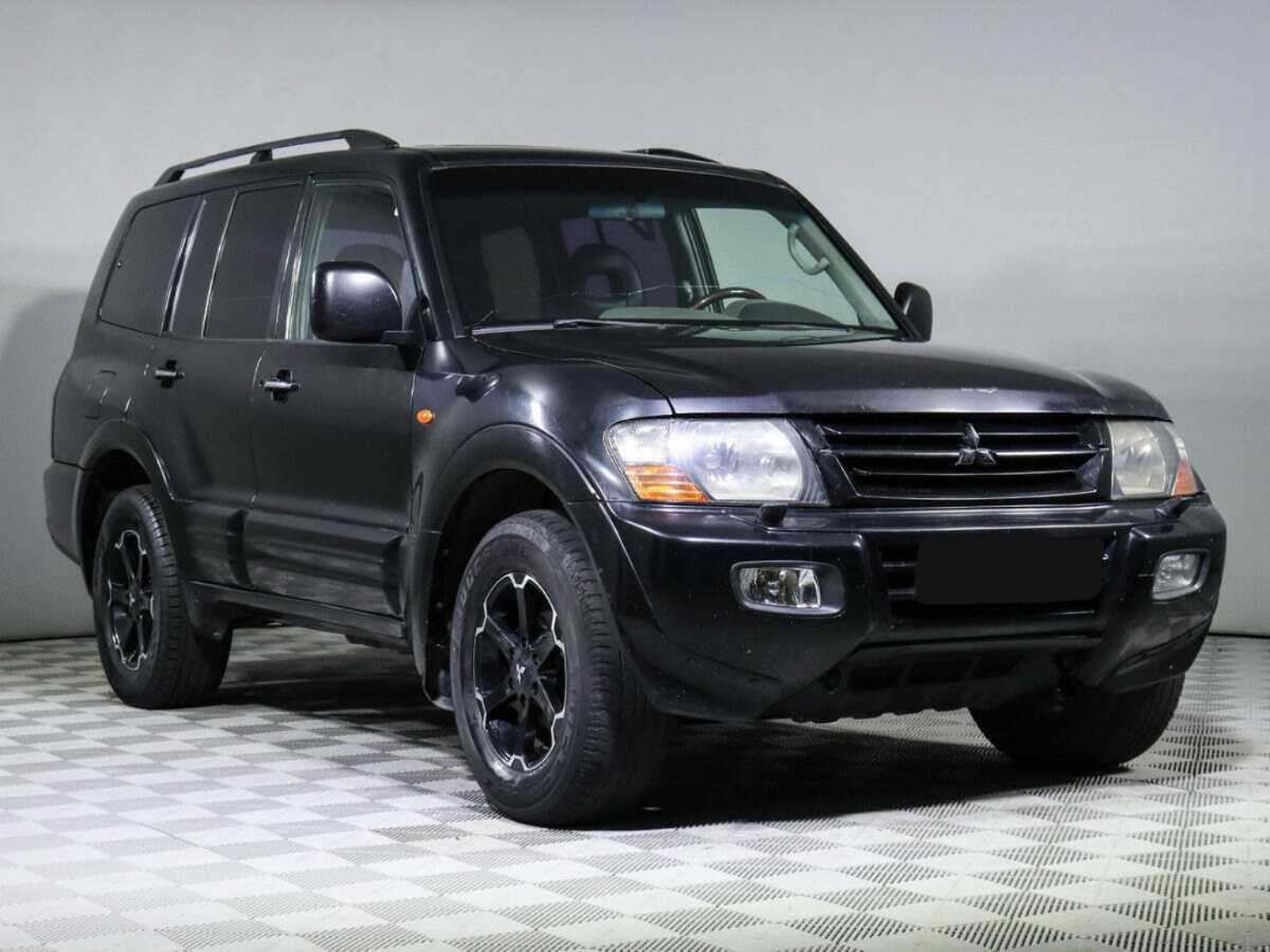 Mitsubishi Pajero с пробегом — 2002 год. Фото: #2