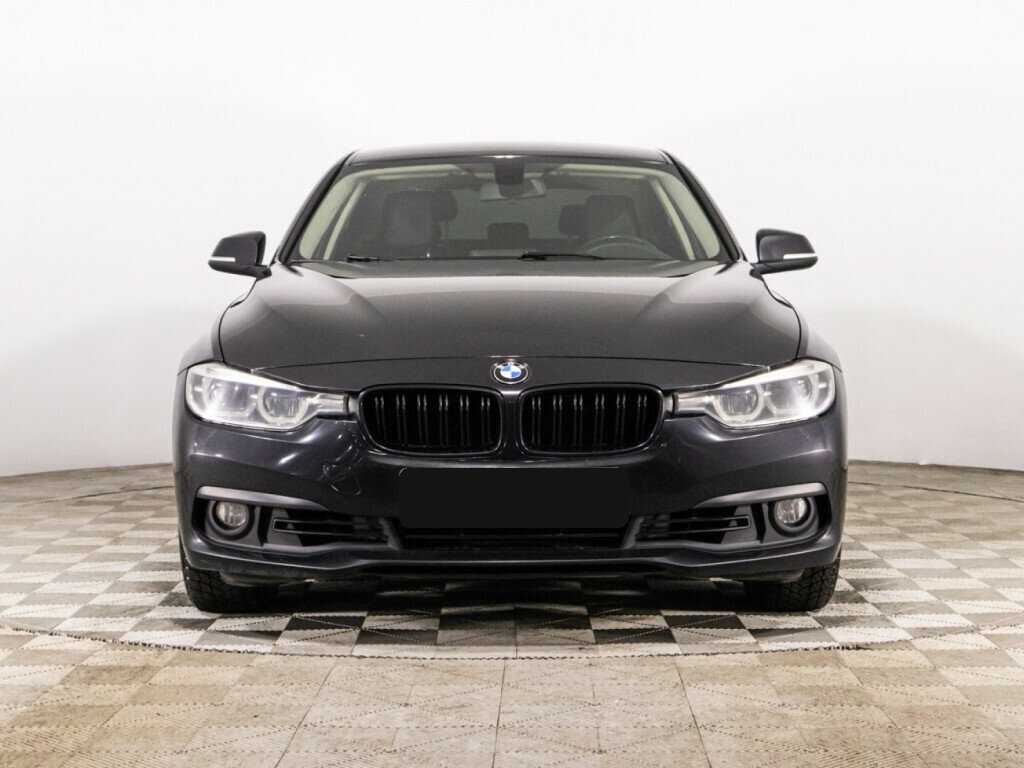 BMW 3 серии с пробегом — 2016 год. Фото: #1