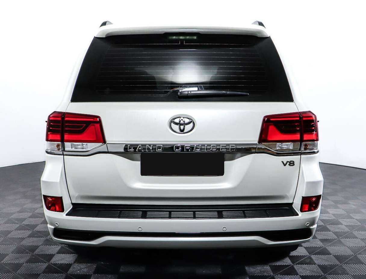 Toyota Land Cruiser с пробегом — 2016 год. Фото: #6