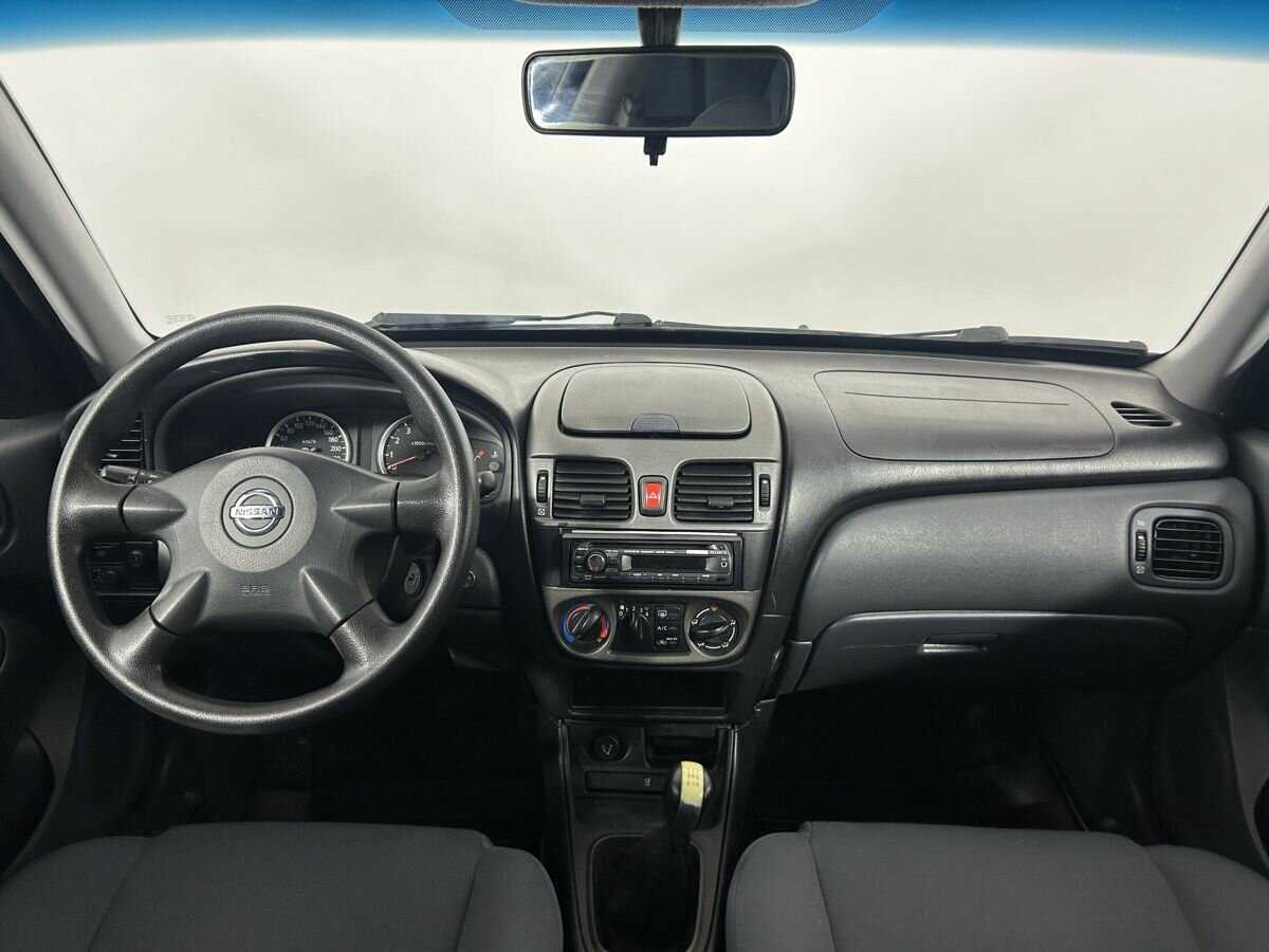 Nissan Almera с пробегом — 2005 год. Фото: #6