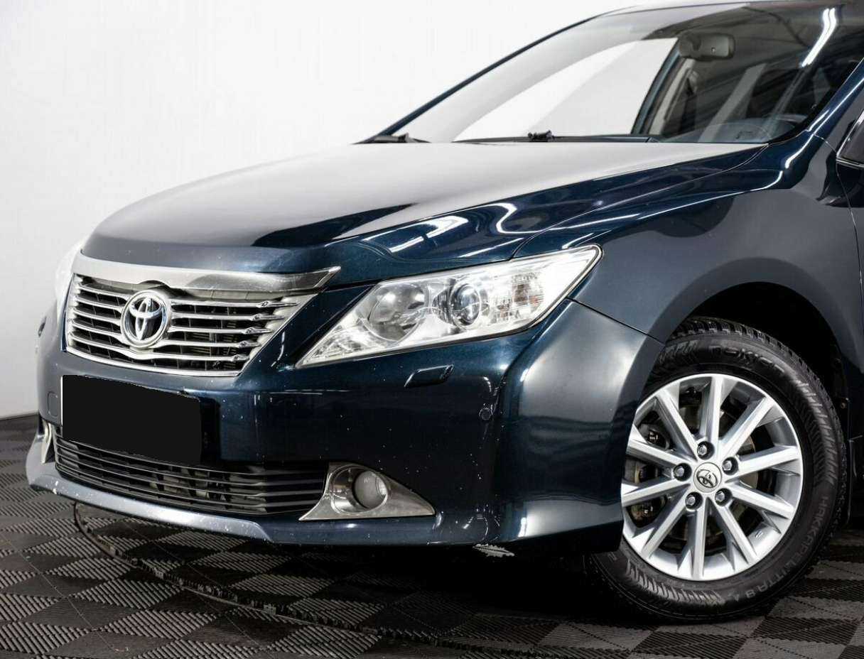 Toyota Camry с пробегом — 2014 год. Фото: #6