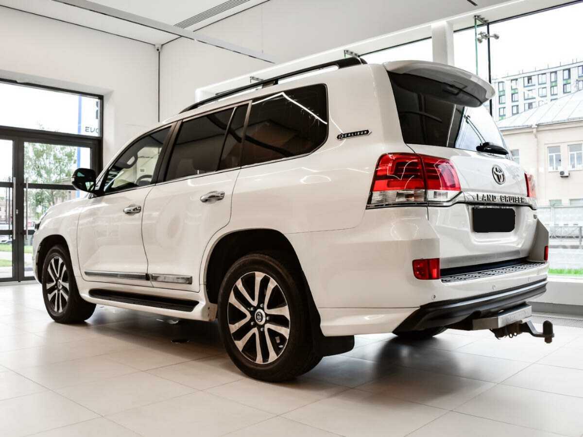 Toyota Land Cruiser с пробегом — 2017 год. Фото: #5