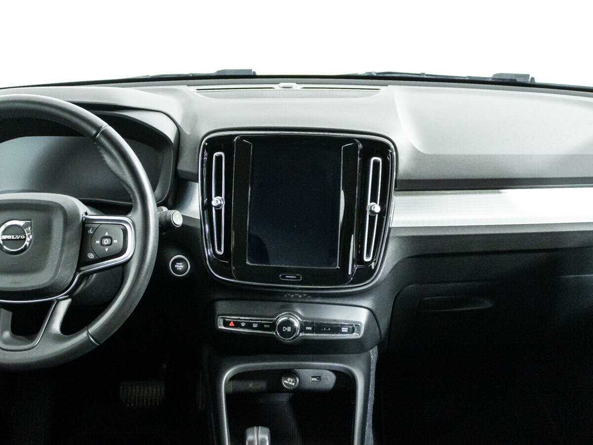 Volvo XC40 с пробегом — 2020 год. Фото: #13