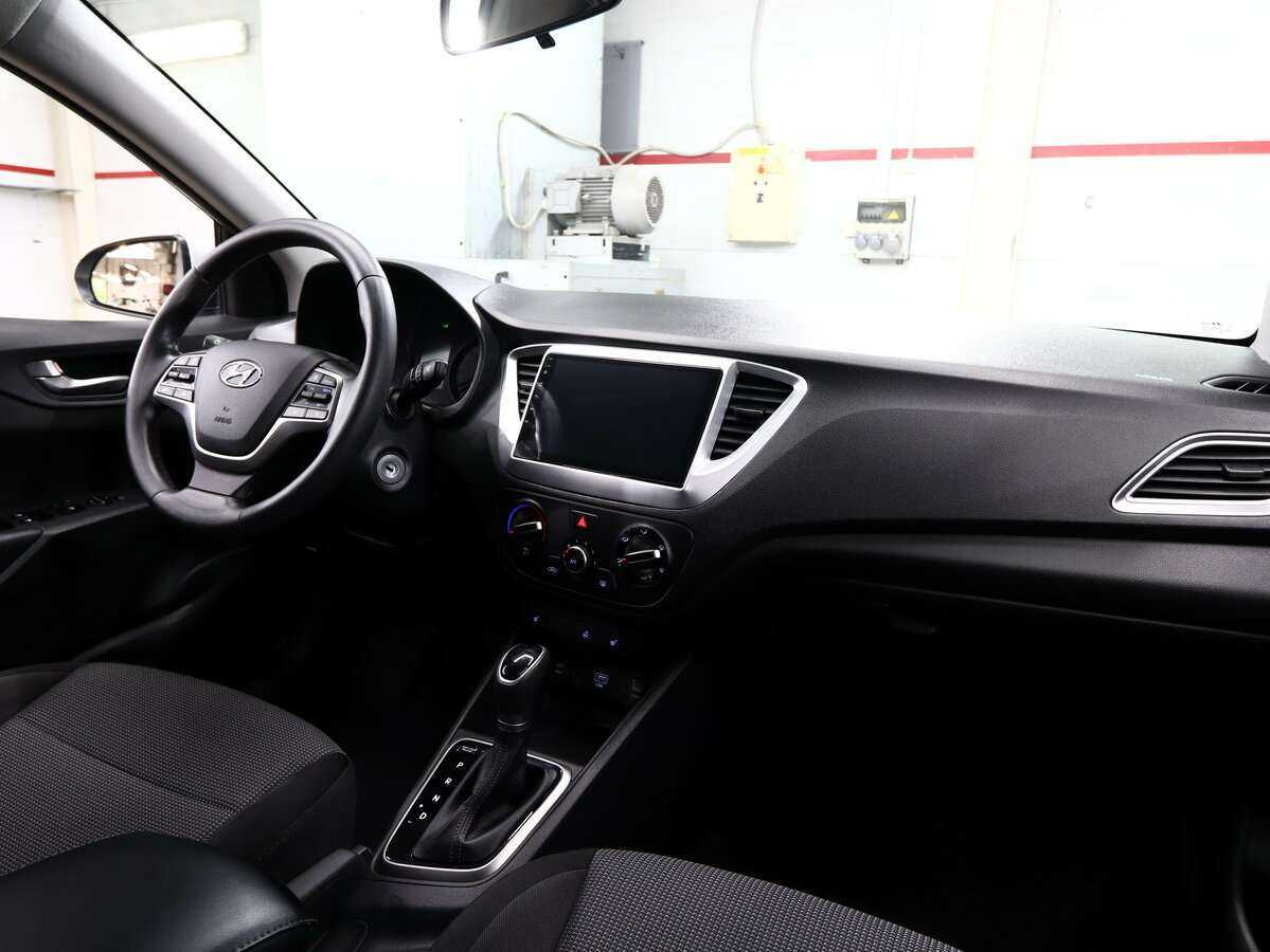Hyundai Solaris с пробегом — 2020 год. Фото: #6