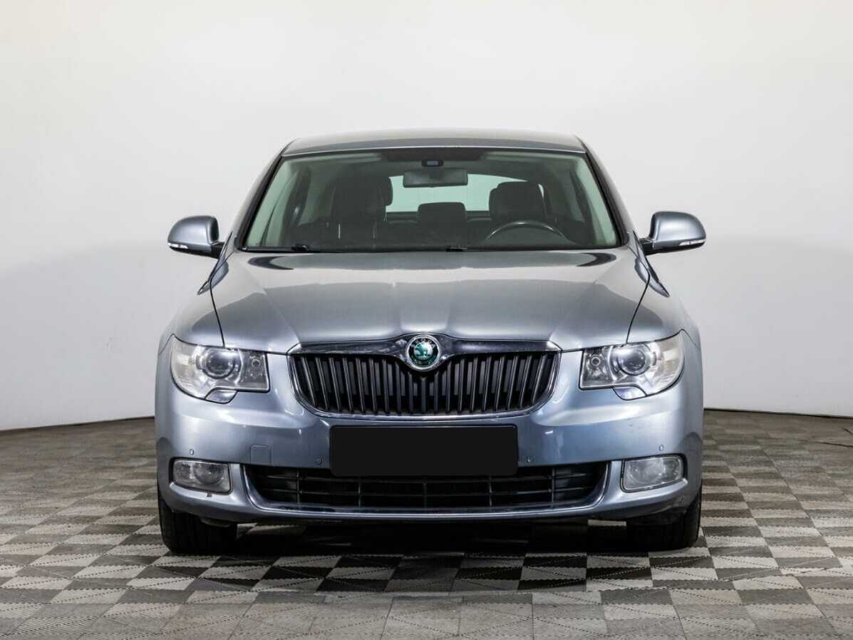 Skoda Superb с пробегом — 2010 год. Фото: #1