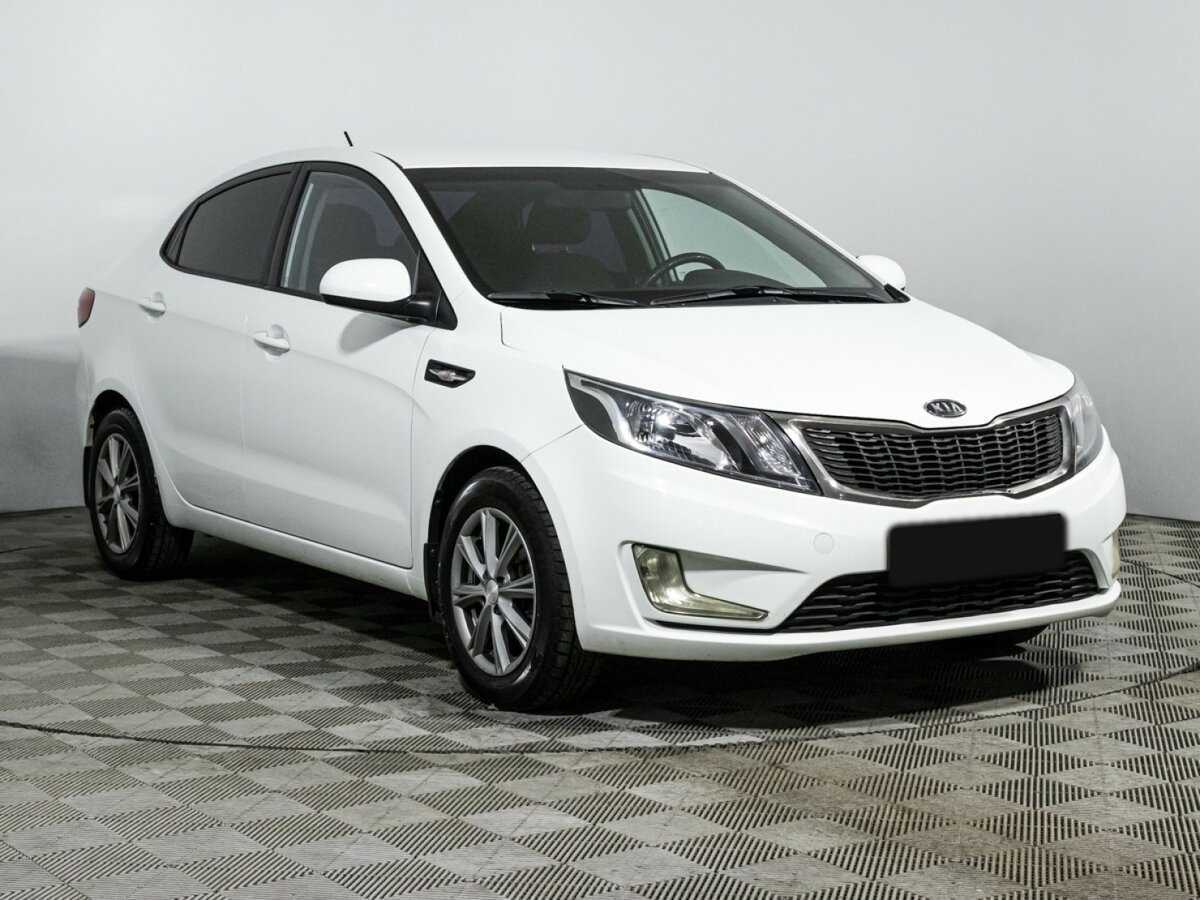 Kia Rio с пробегом — 2012 год. Фото: #2
