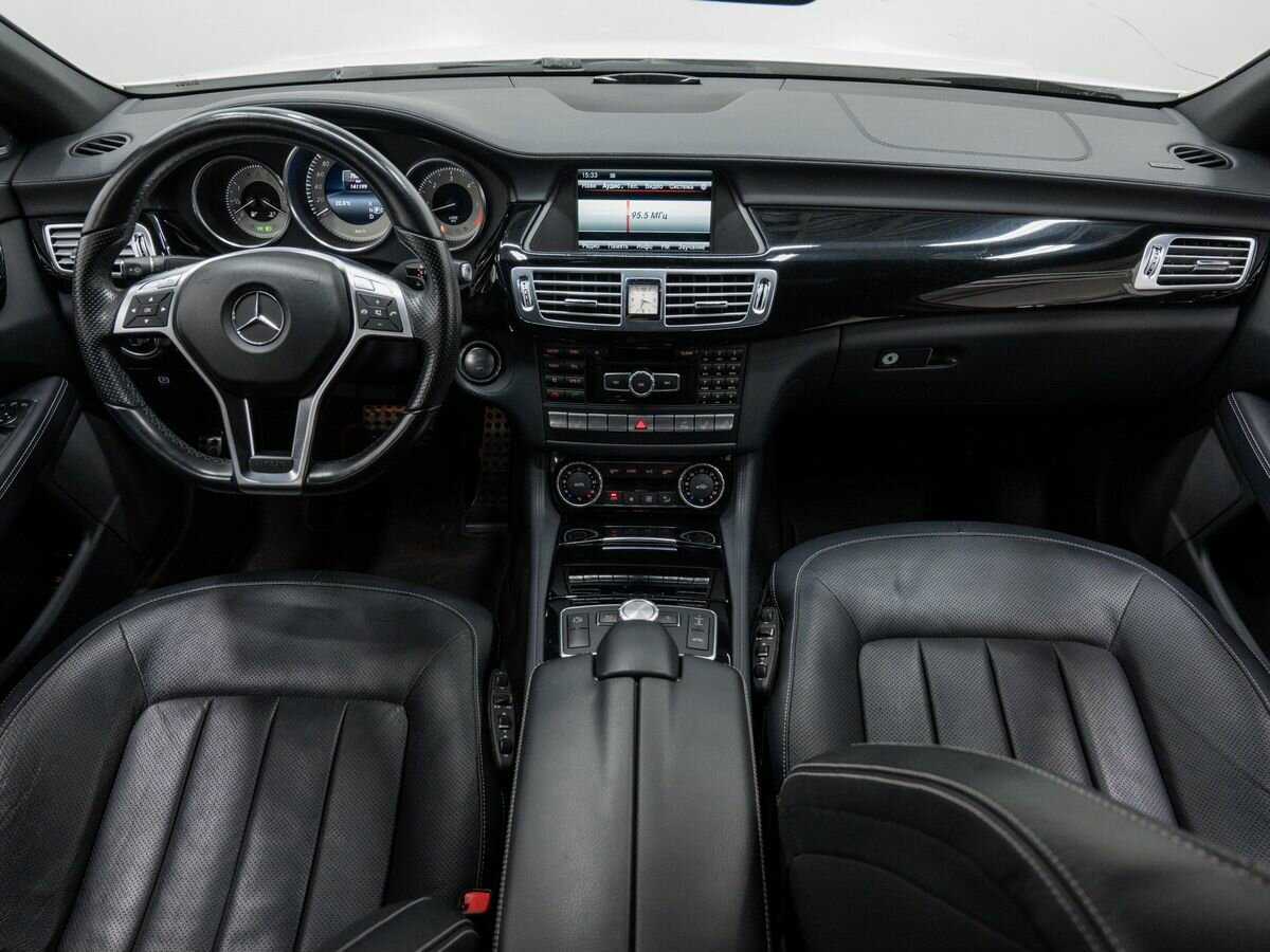 Mercedes-Benz CLS с пробегом — 2014 год. Фото: #9