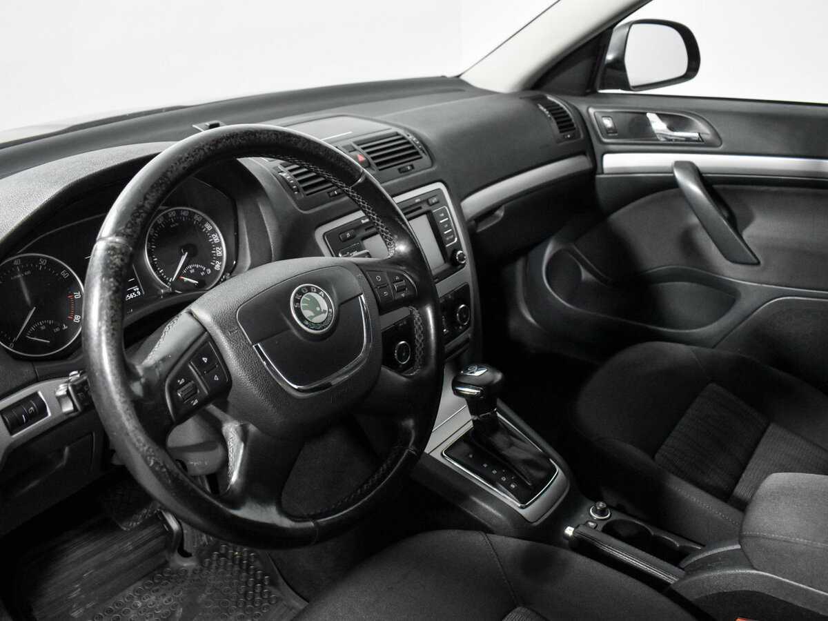 Skoda Octavia с пробегом — 2012 год. Фото: #8