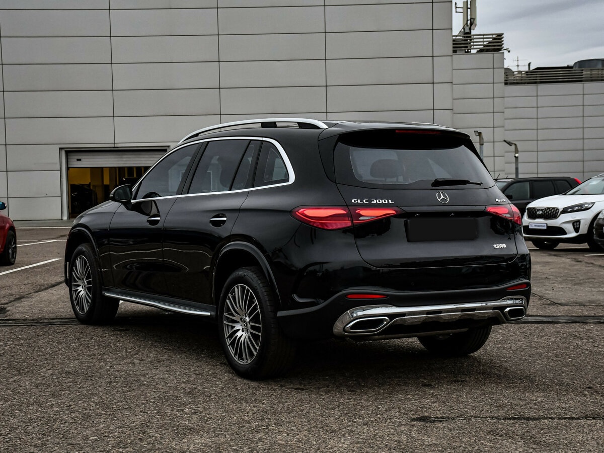 Mercedes-Benz GLC с пробегом — 2023 год. Фото: #6