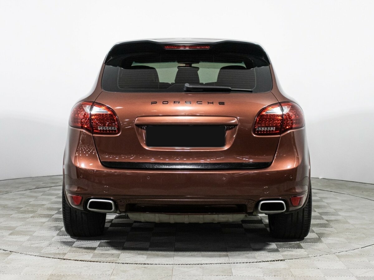 Porsche Cayenne с пробегом — 2011 год. Фото: #4
