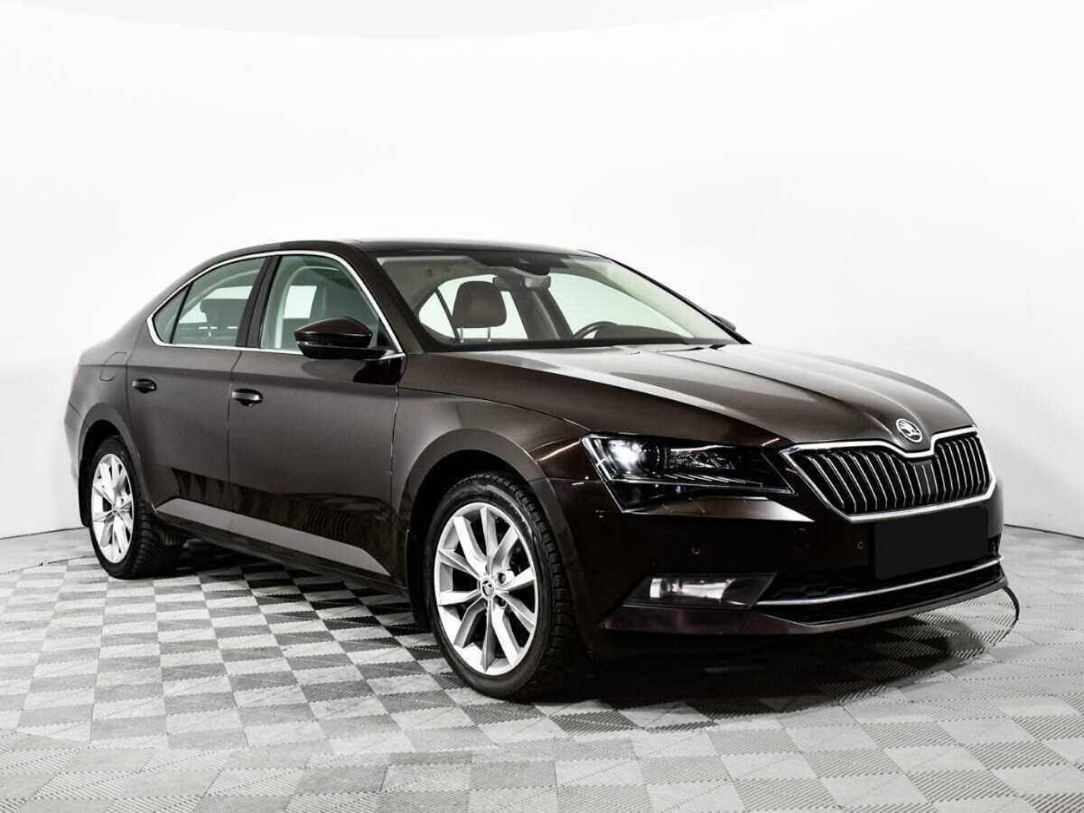 Skoda Superb с пробегом — 2016 год. Фото: #2