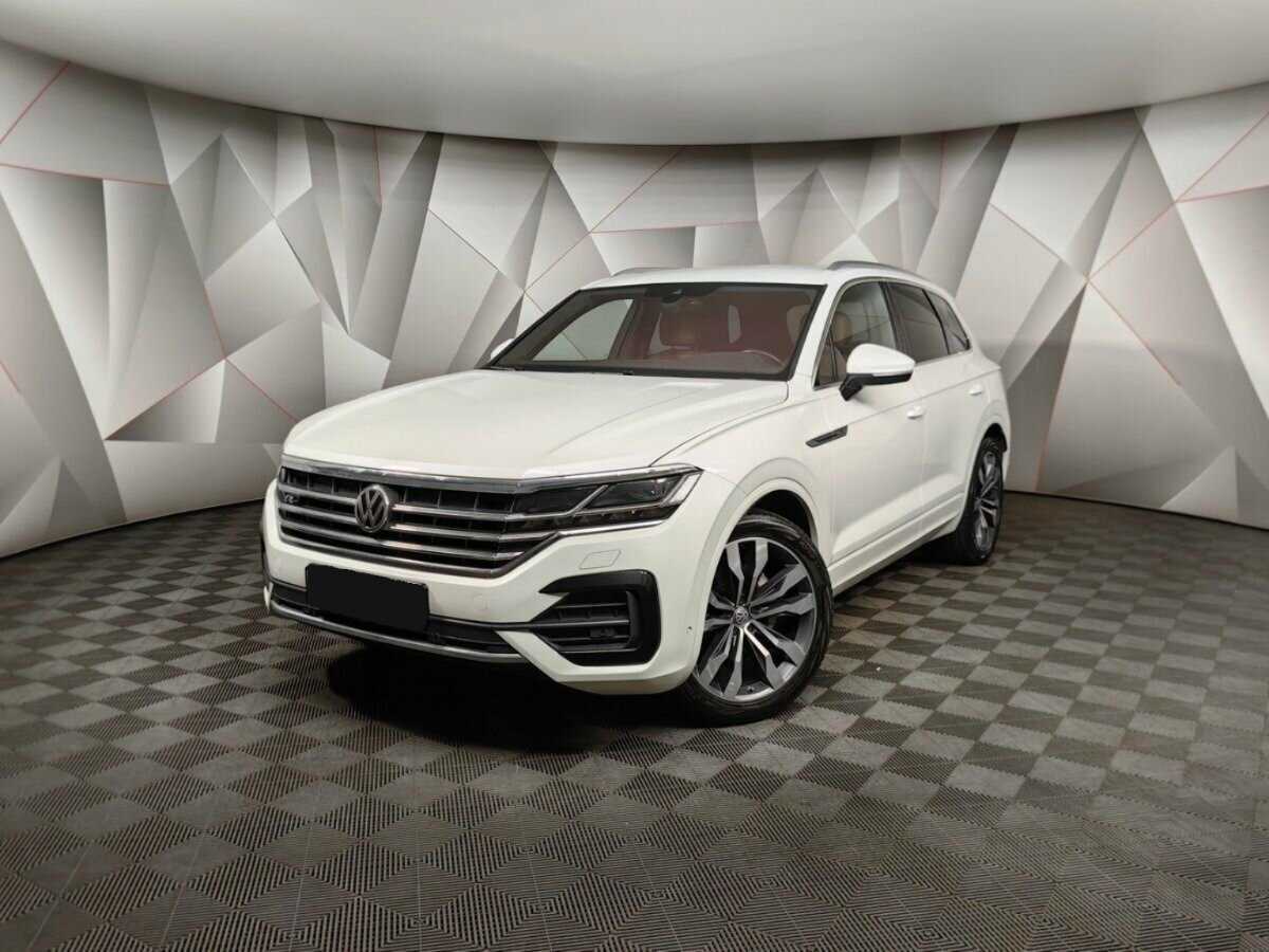 Volkswagen Touareg с пробегом — 2019 год. Фото: #0