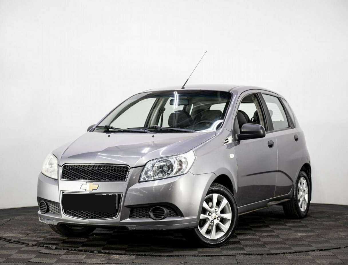 Chevrolet Aveo с пробегом — 2010 год. Фото: #0
