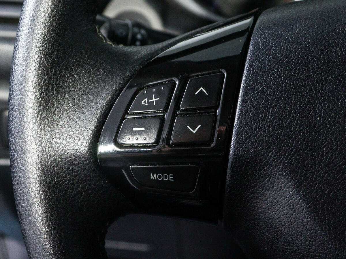 Mitsubishi ASX с пробегом — 2011 год. Фото: #12