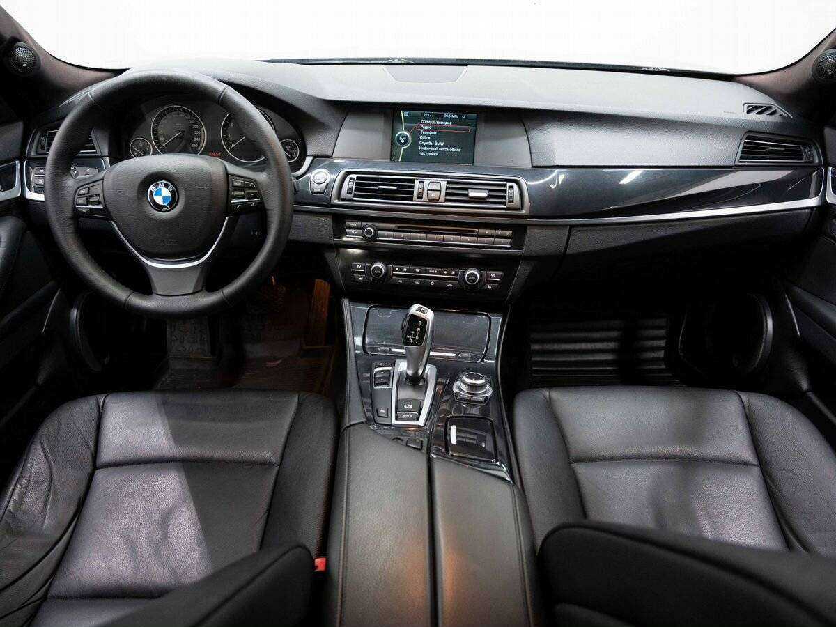 BMW 5 серии с пробегом — 2012 год. Фото: #12