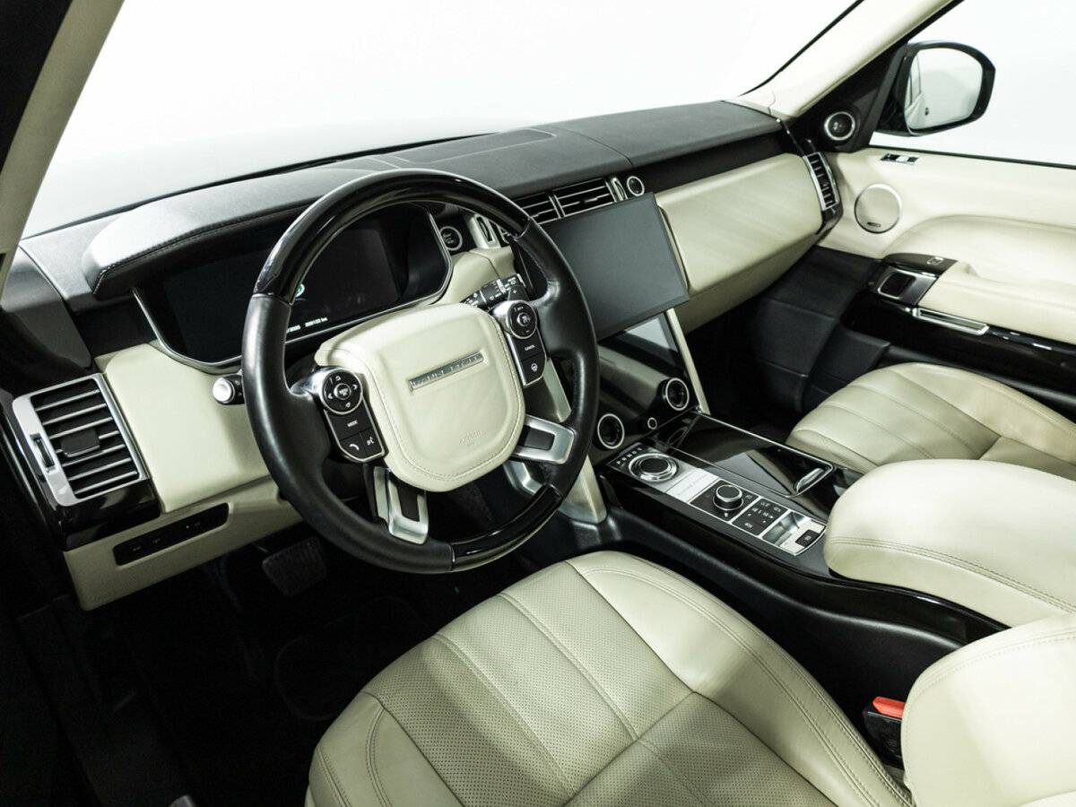 Land Rover Range Rover с пробегом — 2015 год. Фото: #9