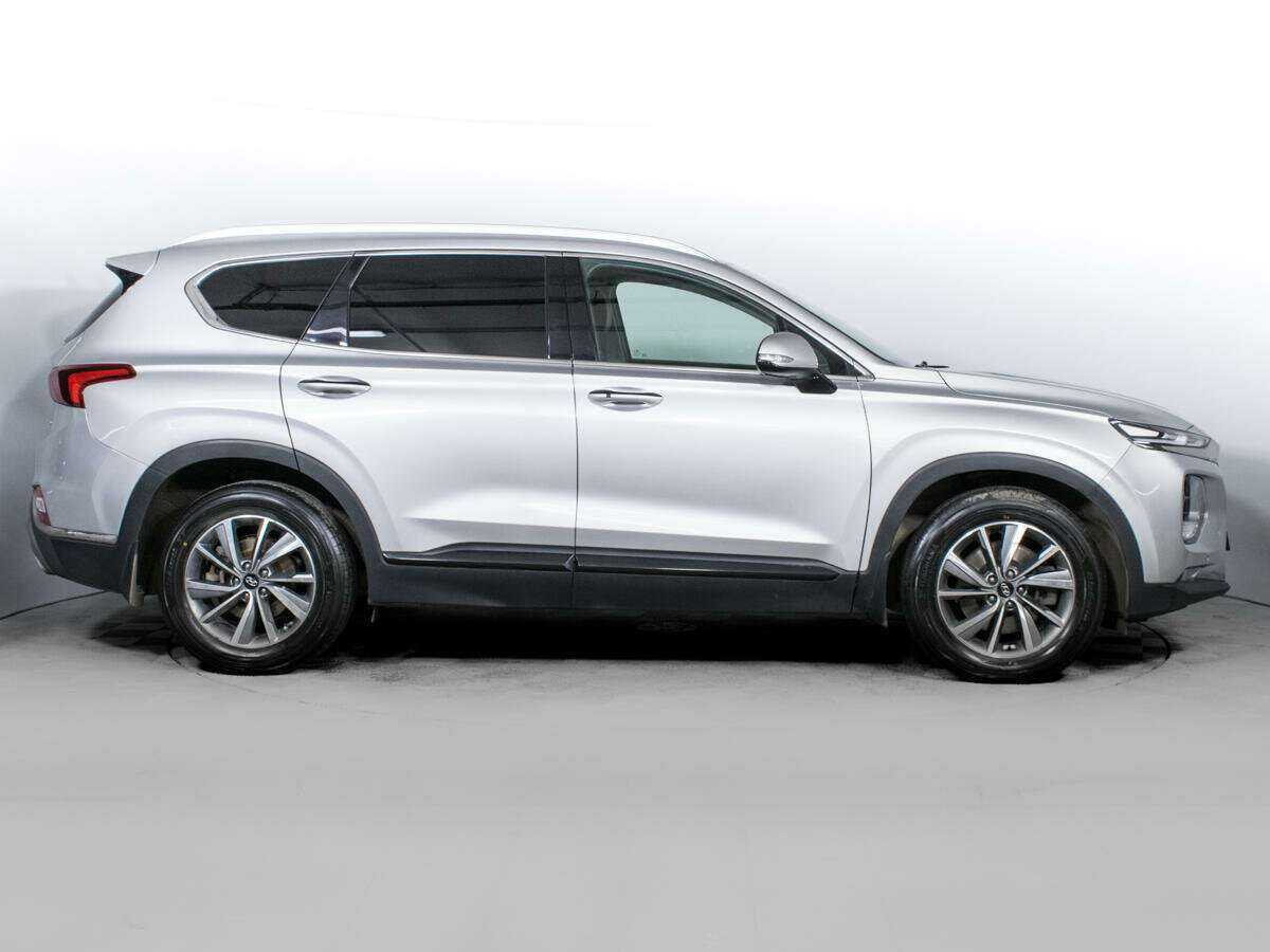 Hyundai Santa Fe с пробегом — 2020 год. Фото: #3