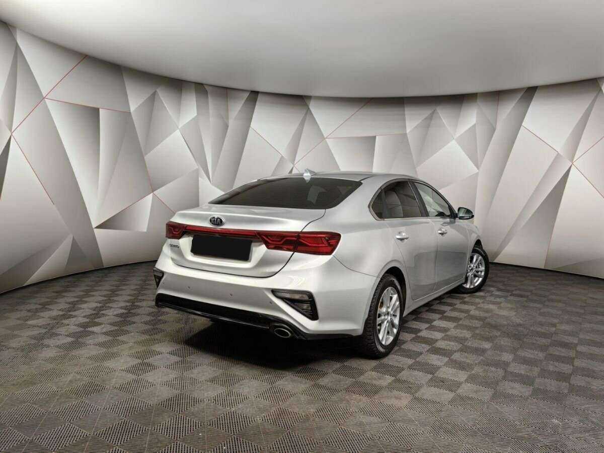 Kia Cerato с пробегом — 2019 год. Фото: #1