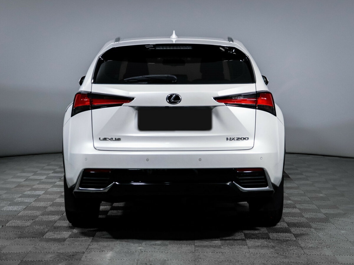Lexus NX с пробегом — 2017 год. Фото: #4