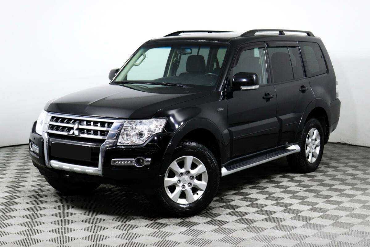 Mitsubishi Pajero с пробегом — 2018 год. Посмотреть фото